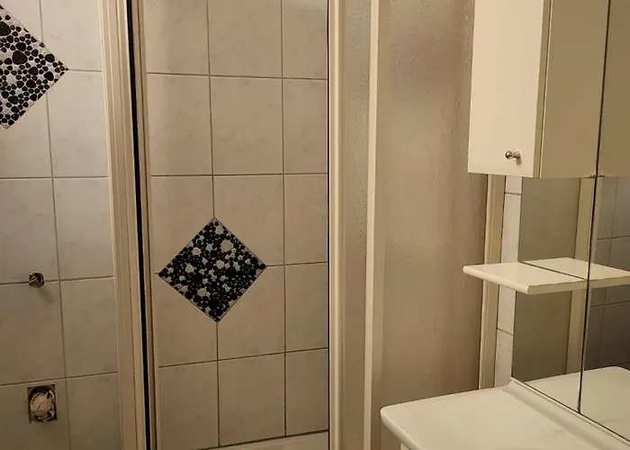 Anna Alloggio in famiglia Graz