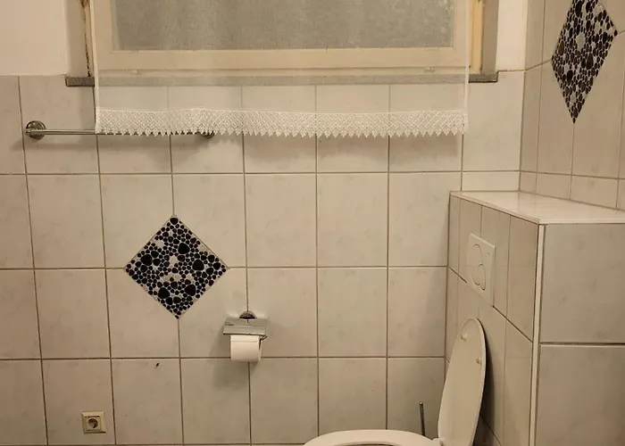 Anna Alloggio in famiglia